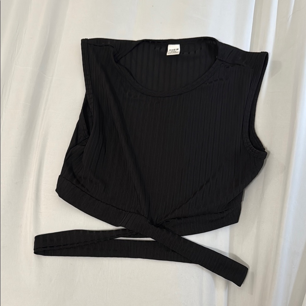 SHEIN Black Sleeveless Wrap Top
